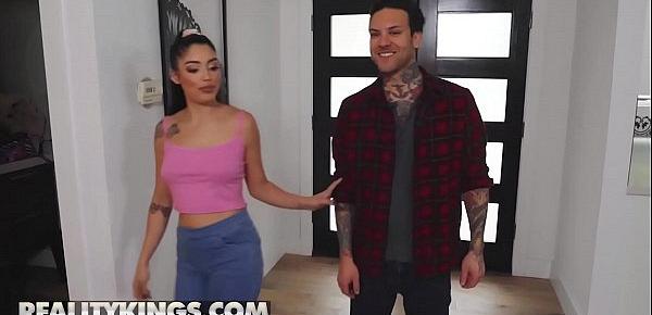  Aria Lee (Vanessa Sky) Are So Thirsty For Mans Huge Dick - Reality Kings